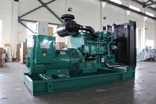 裕华320kw康明斯柴油发电车出租组图片 裕华320kw康明斯柴油发电车出租组图片